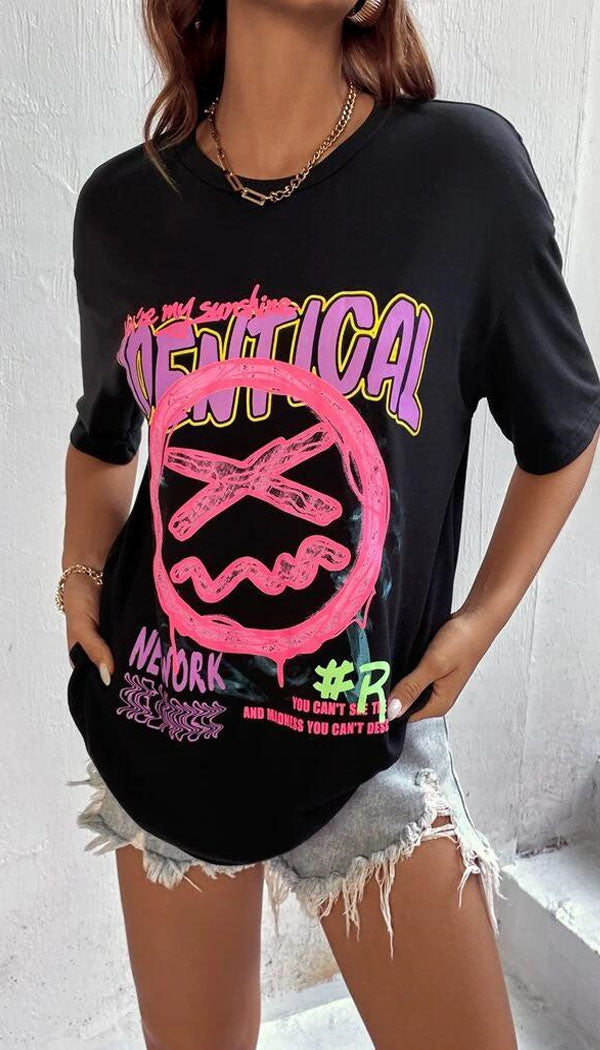 Black Pink Identical Graphic Slogan T-shirt –