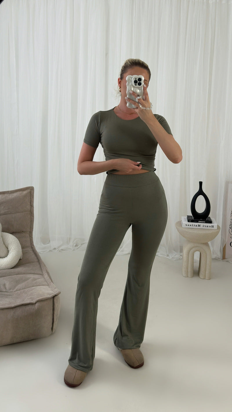 Saskia Flared Trousers Cropped Two Piece Set