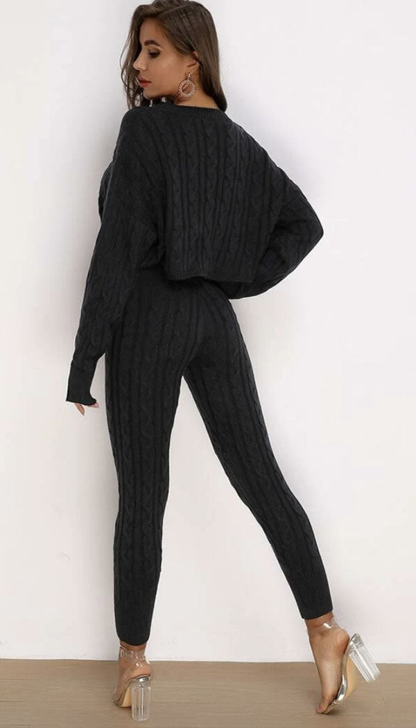 Cable Batwing Knitted Legging Two Piece - omgfashion.com