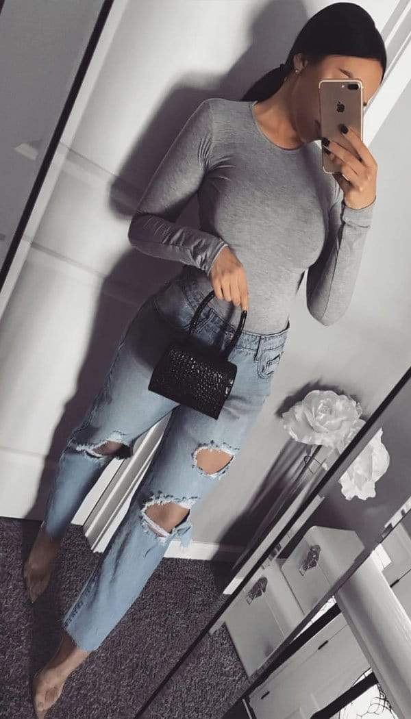 Long Sleeved Basic T-shirt In Light Grey - omgfashion.com